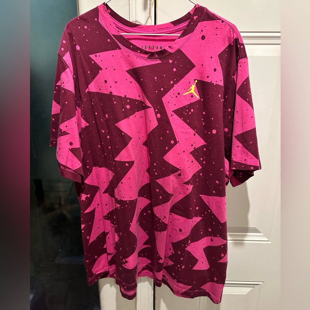 Jordan Printed Poolside Crew Tee Active Fuchsia Magenta CJ6215-623